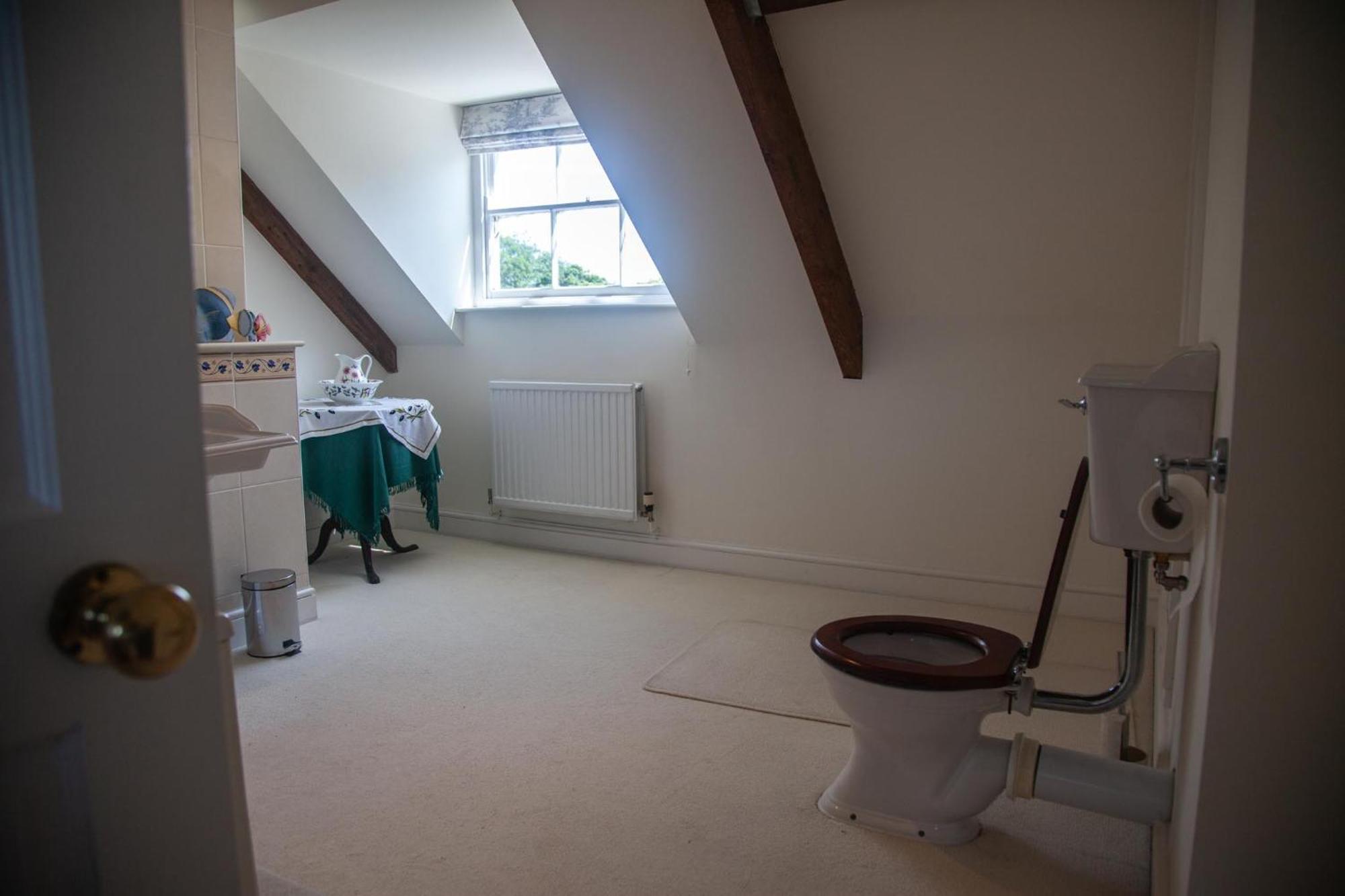 Clemenstone House B&B Cowbridge Ngoại thất bức ảnh