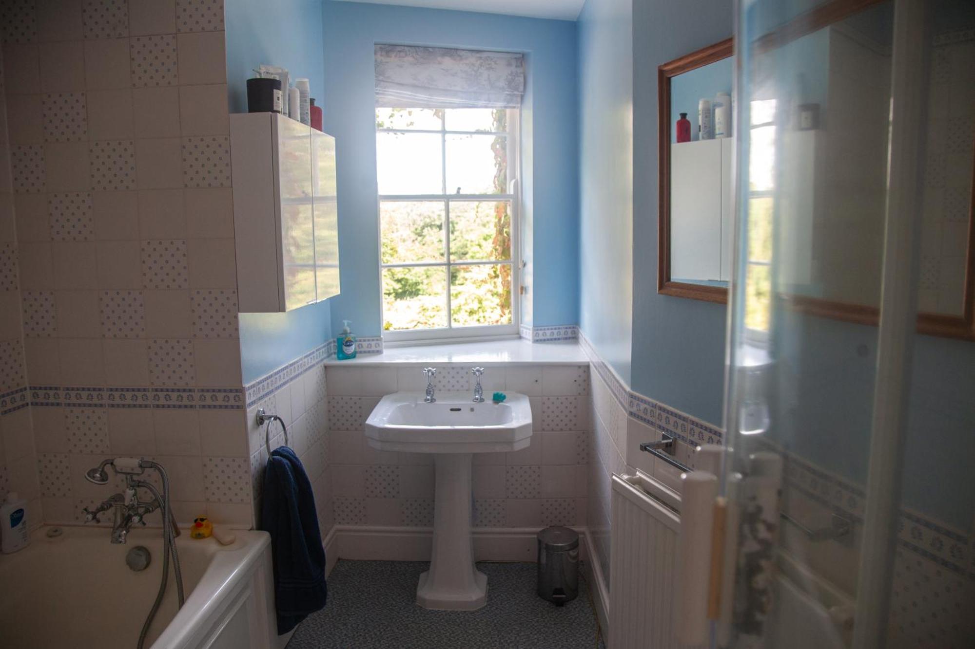 Clemenstone House B&B Cowbridge Ngoại thất bức ảnh