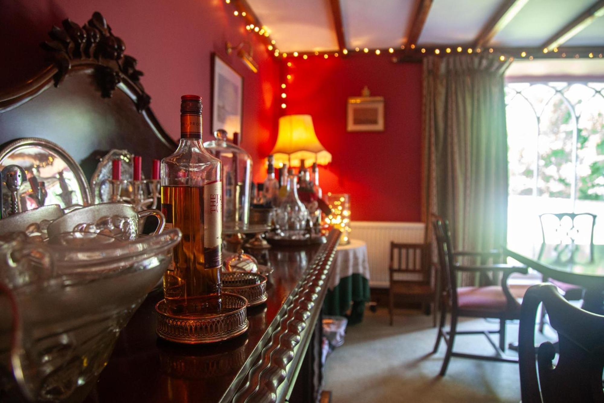 Clemenstone House B&B Cowbridge Ngoại thất bức ảnh